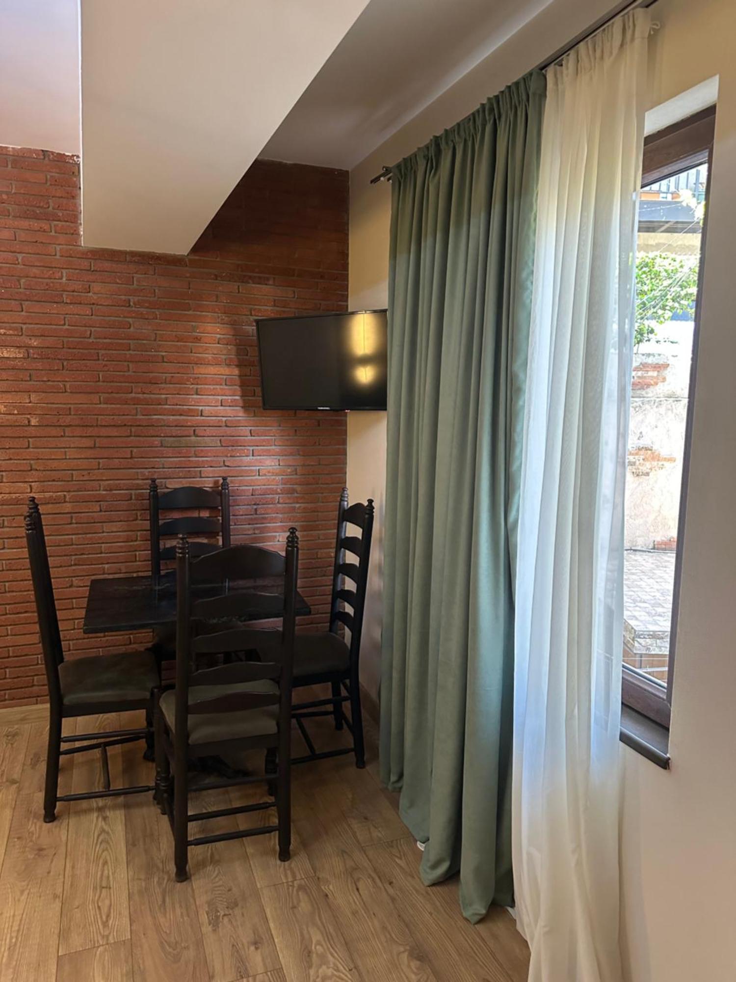 Hotel Wine Hills Tbilisi Exterior foto